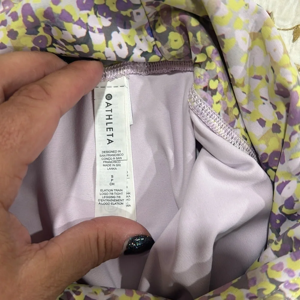 Athleta Multicolor Train Elation 7/8 Leggings.  Sz Small